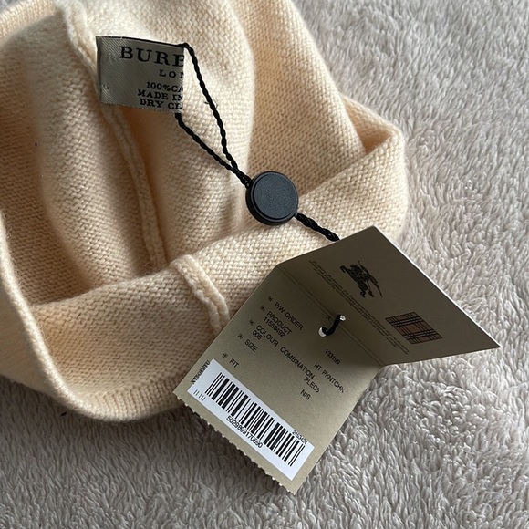BURBERRY // authentic 100% cashmere beige toque - Picture 4 of 4